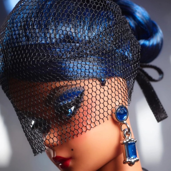 New in box comes in Mattel packaging - Picture 2 of 10